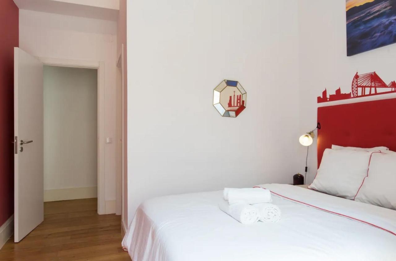 דירות ליסבון Beautiful 3-Story House In Chiado With A 40M² Private Terrace מראה חיצוני תמונה