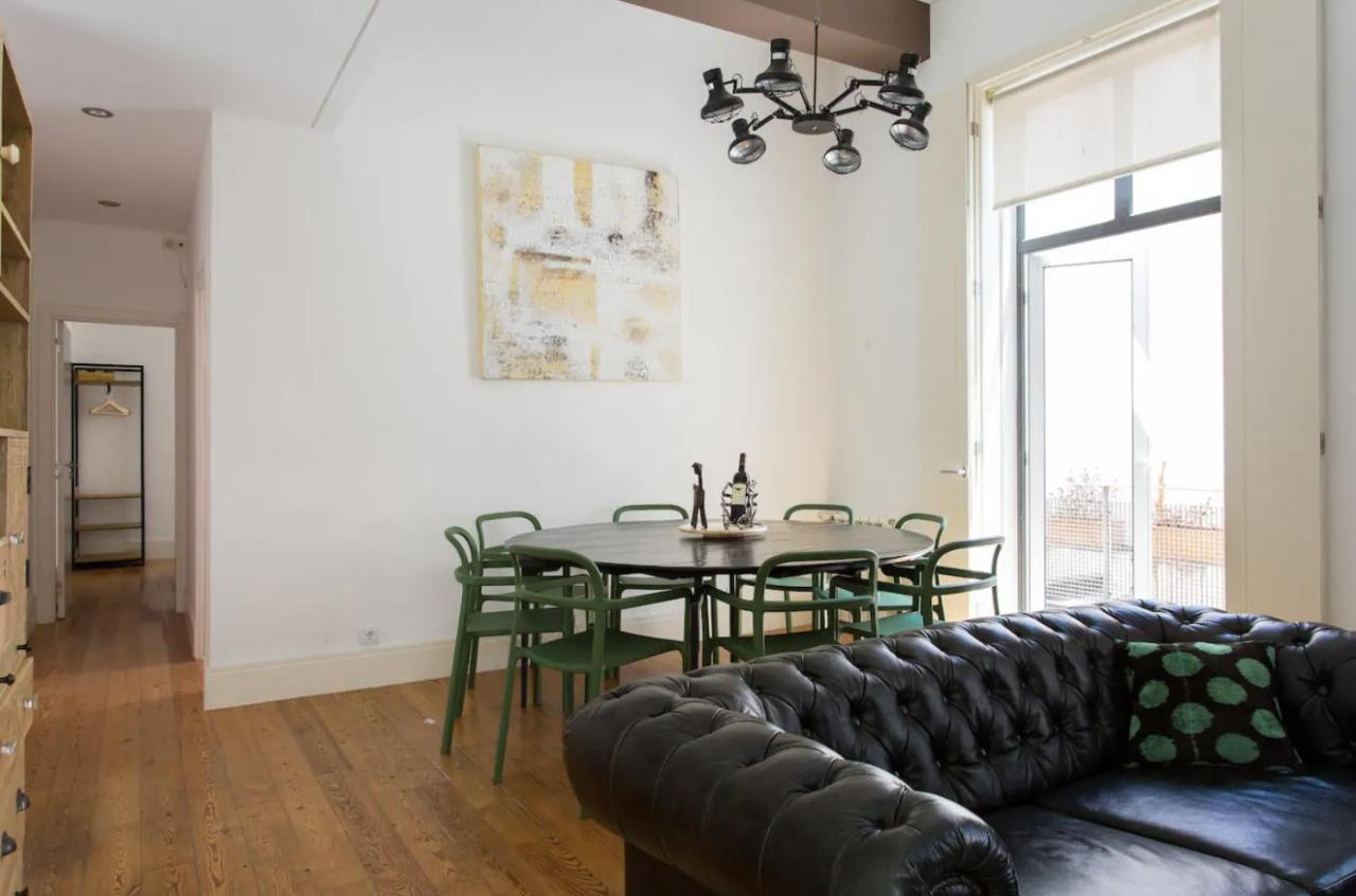 דירות ליסבון Beautiful 3-Story House In Chiado With A 40M² Private Terrace מראה חיצוני תמונה