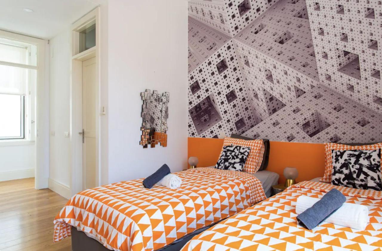 דירות ליסבון Beautiful 3-Story House In Chiado With A 40M² Private Terrace מראה חיצוני תמונה
