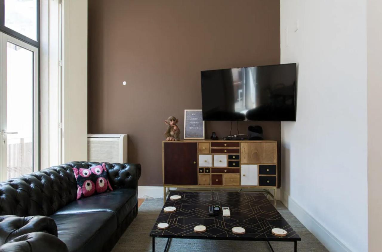 דירות ליסבון Beautiful 3-Story House In Chiado With A 40M² Private Terrace מראה חיצוני תמונה