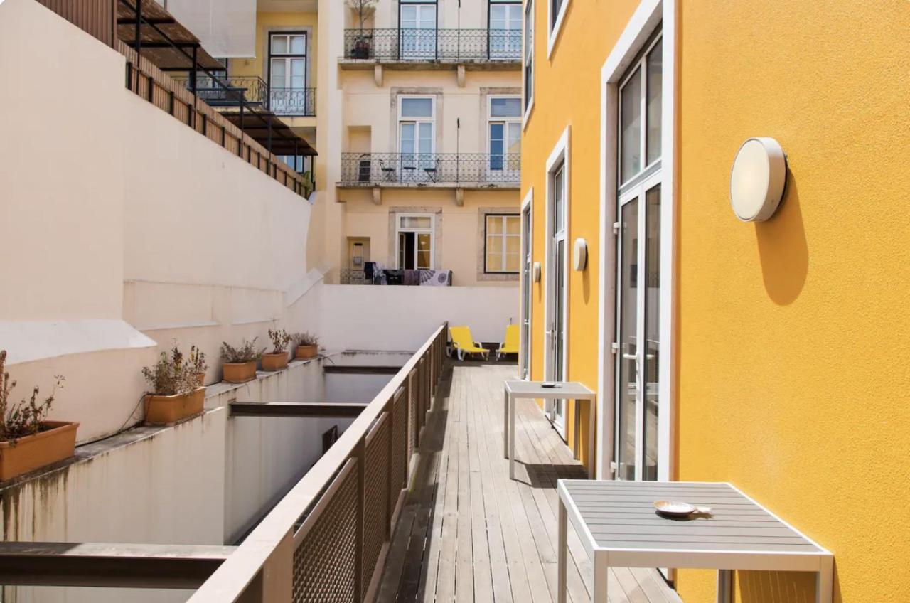 דירות ליסבון Beautiful 3-Story House In Chiado With A 40M² Private Terrace מראה חיצוני תמונה